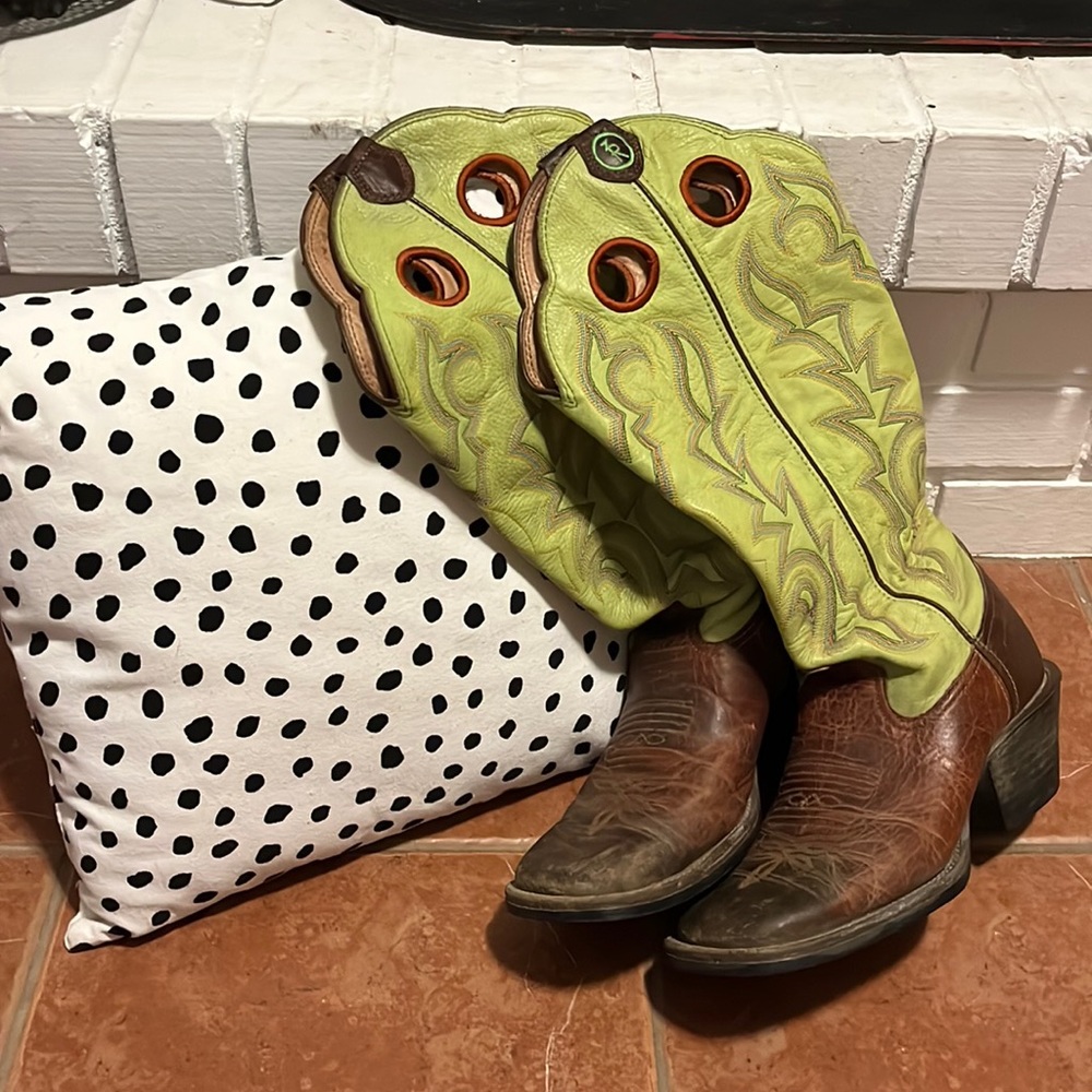 Size 8 Tony Lama boots